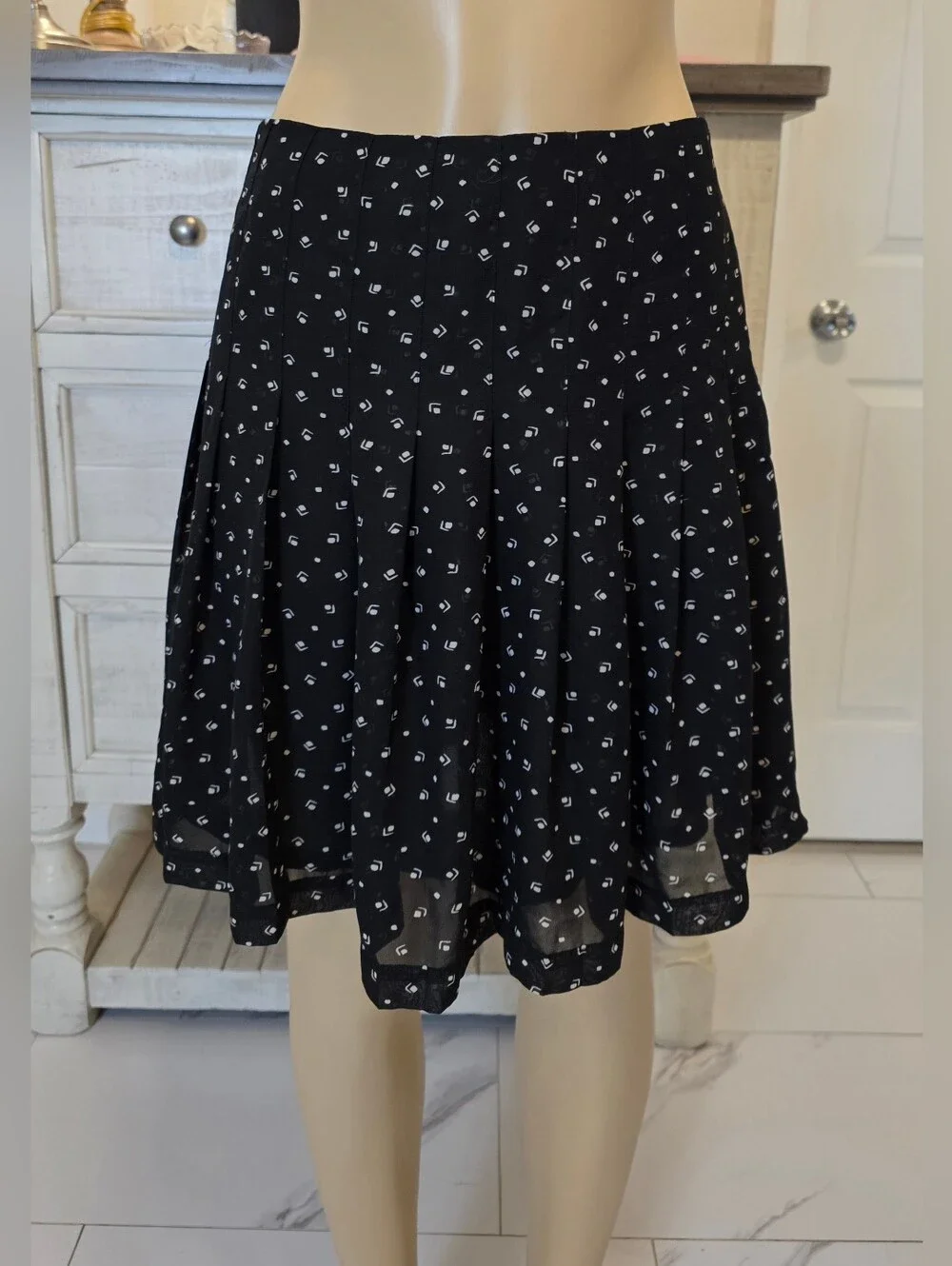 Ralph Lauren Black Polka Dot Skater Skirt - Picture 3 of 8